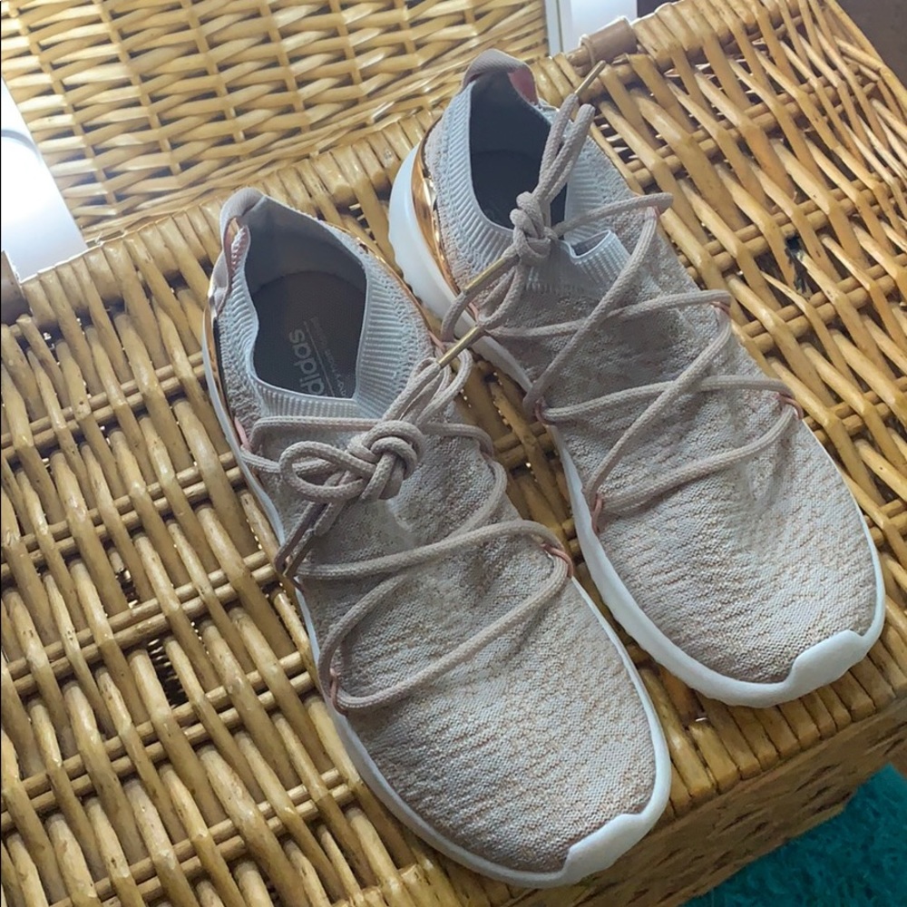 Wheat Adidas - image 2